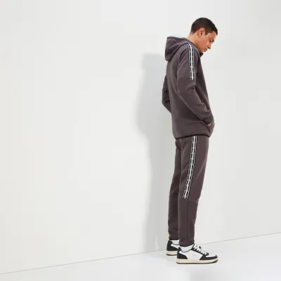 Чоловічі Штани Ellesse Speciale Track Pant Сірий 2XL (7dSXT19101-103 2XL) - 1 - Robinzon.ua