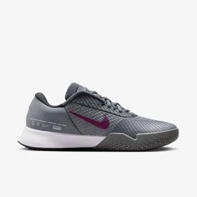 Чоловічі кросівки для тенісу Nike ZOOM VAPOR PRO 2 HC Сірий 45.5 (DR6191-006 45.5) - 2 - Robinzon.ua
