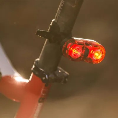 Ліхтар велосипедний задній Mactronic Wall’e (18 Lm) (L-BPM-2SL) - 5 - Robinzon.ua