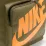 Рюкзак Nike Y NK CLASSIC BKPK темно-зеленый, оранжевый Дет 38 х 28 х 13 см BA5928-368 - 2 Рюкзак Nike Y NK CLASSIC BKPK темно-зеленый, оранжевый Дет 38 х 28 х 13 см BA5928-368 - 2 - Robinzon.ua