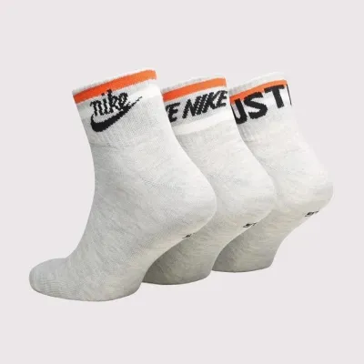 Мужские Носки Nike U NK NSW EVERYDAY ESSENTIAL AN 3PR серый Уни 46-50 DX5080-050 46-50 - 1 - Robinzon.ua