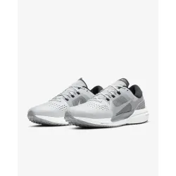 Чоловічі Кросівки Nike  Air Zoom Vomero 15 Сірий 38.5 (7dCU1855-003 38.5) - Robinzon.ua