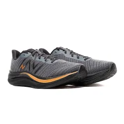 Чоловічі Кросівки New Balance FuelCell Propel v4 Сірий 41.5 (7dMFCPRGA4 41.5) - Robinzon.ua