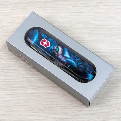 Складаний ніж Victorinox HUNTSMAN ANIMAL Вовк 1.3713.3.F1040pw - 5 - Robinzon.ua