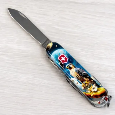 Складаний ніж Victorinox CLIMBER UKRAINE Сокіл-захисник 1.3703.3.T3210pw - 8 - Robinzon.ua