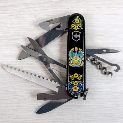 Складаний ніж Victorinox HUNTSMAN UKRAINE Українські мотиви 1.3713.3.T1370u - 3 - Robinzon.ua