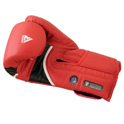 Боксерські рукавиці RDX AURA PLUS T-17 Red/Black 16 унцій (капа в комплекті) - 3 - Robinzon.ua