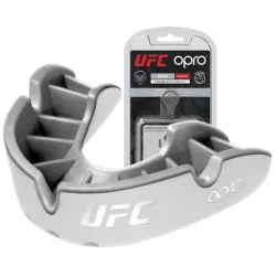 Капа OPRO Silver UFC доросла (вік 11+) White/Silver (ufc.102514003) - Robinzon.ua