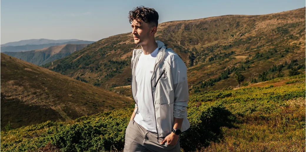 Як вибрати легкі куртки для літніх походів: Поради щодо компактності та функціональності - 2 Як вибрати легкі куртки для літніх походів: Поради щодо компактності та функціональності - 2 - Robinzon.ua