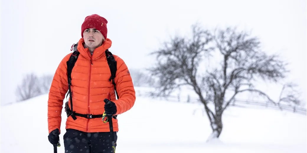 Как выбрать водонепроницаемую одежду для походов Как выбрать водонепроницаемую одежду для походов - Robinzon.ua