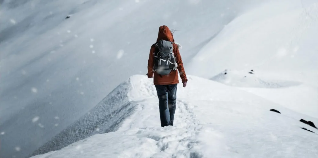 Як вибрати одяг для туризму: 5 важливих критеріїв для комфортного походу - 2 - Robinzon.ua