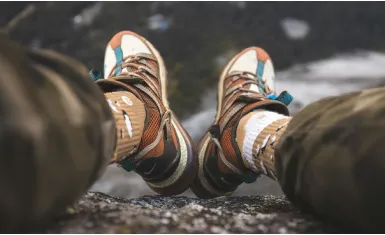 Трекінгові шкарпетки: сезонність, відмінності від звичайних та вибір для гірських походів - Robinzon.ua