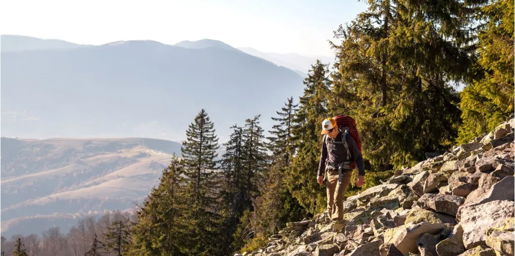 Що вдягнути у весняний похід: базові речі від взуття до кепки - 2 Що вдягнути у весняний похід: базові речі від взуття до кепки - 2 - Robinzon.ua