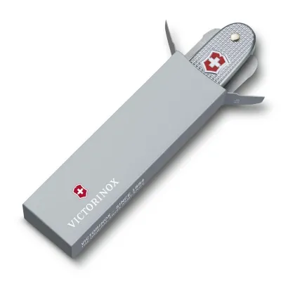 Складной нож Victorinox Pioneer Vx08060.26 - 1 - Robinzon.ua
