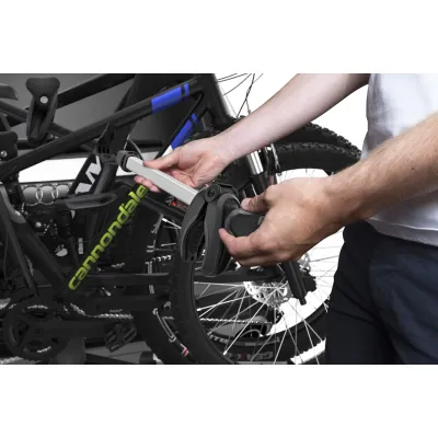 Велокріплення Thule VeloSpace XT 939 + Thule 9381 Bike Adapter (TH 939-9381) - 7 - Robinzon.ua