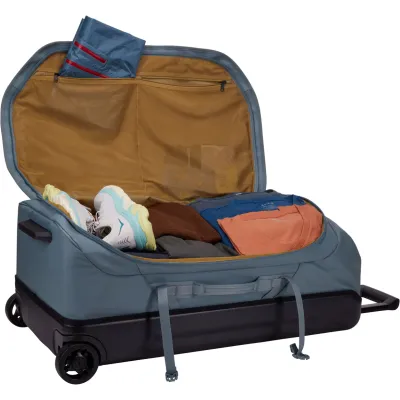 Сумка на колесах Thule Chasm Rolling Duffel (Pond) (TH 3204988) - 4 - Robinzon.ua