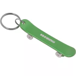 Munkees 3425 брелок відкривачка Skateboard S grass green - Robinzon.ua