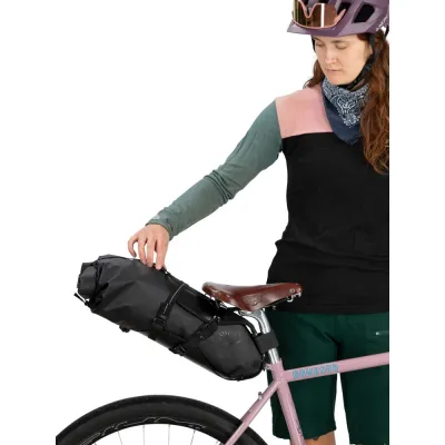 Сумка под седло Osprey Escapist Saddle Bag L черный - 4 - Robinzon.ua