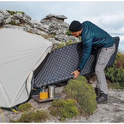 Двомісний надувний килимок Naturehike R Value: 3,5, розмір 196 х 120 см колір чорний CNH22DZ018 - 1 Двомісний надувний килимок Naturehike R Value: 3,5, розмір 196 х 120 см колір чорний CNH22DZ018 - 1 - Robinzon.ua