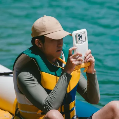 Водонепроницаемый чехол для телефона Naturehike CNK2300BS015, темно-зеленый. - 3 Водонепроницаемый чехол для телефона Naturehike CNK2300BS015, темно-зеленый. - 3 - Robinzon.ua