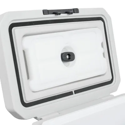 Компресорний автохолодильник Alpicool P8 (8 літрів). До -15℃, живлення 12, 24, 220 вольт, вбудована батарея - 2 Компресорний автохолодильник Alpicool P8 (8 літрів). До -15℃, живлення 12, 24, 220 вольт, вбудована батарея - 2 - Robinzon.ua