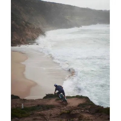 Шлем велосипедный POC Axion SPIN,Lead Blue Matt, M/L (PC 107321589MLG1) - 4 Шлем велосипедный POC Axion SPIN,Lead Blue Matt, M/L (PC 107321589MLG1) - 4 - Robinzon.ua