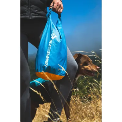 Гермомішок eVac Dry Sack Blue, 20 л від Sea to Summit (STS AEDS20BL) - 1 - Robinzon.ua