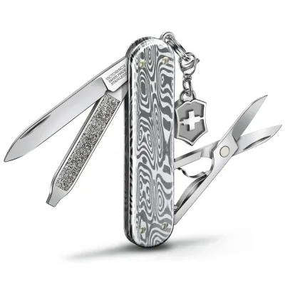 Складной нож Victorinox Classic SD Vx06221.34 - 1 Складной нож Victorinox Classic SD Vx06221.34 - 1 - Robinzon.ua