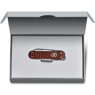 Складной нож Victorinox Classic SD Vx06221.4011G - 4 - Robinzon.ua