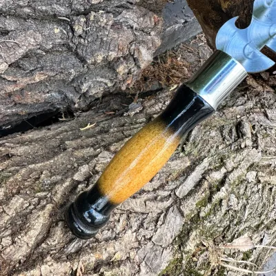 Вилка Mzavod з дерев'яною ручкою для зняття м'яса 280х2мм двокольорова - 1 Вилка Mzavod з дерев'яною ручкою для зняття м'яса 280х2мм двокольорова - 1 - Robinzon.ua