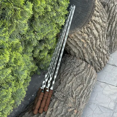 Шампур Mzavod з дерев'яною ручкою 740х12х3мм темний - 4 Шампур Mzavod з дерев'яною ручкою 740х12х3мм темний - 4 - Robinzon.ua