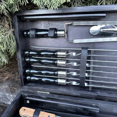 Подарунковий набір Mzavod Пікнік кейс-столик чорний - 4 Подарунковий набір Mzavod Пікнік кейс-столик чорний - 4 - Robinzon.ua