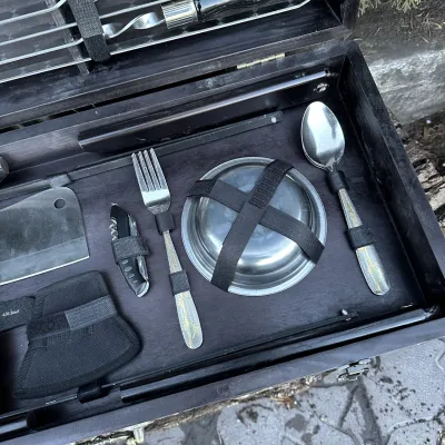 Подарунковий набір Mzavod Пікнік кейс-столик чорний - 6 Подарунковий набір Mzavod Пікнік кейс-столик чорний - 6 - Robinzon.ua