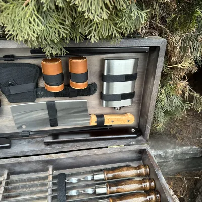 Подарунковий набір Mzavod Пікнік кейс-столик темна текстура - 5 Подарунковий набір Mzavod Пікнік кейс-столик темна текстура - 5 - Robinzon.ua