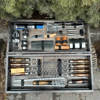 Подарунковий набір Mzavod Майстер Гриль кейс-столик темна текстура - 3 Подарунковий набір Mzavod Майстер Гриль кейс-столик темна текстура - 3 - Robinzon.ua