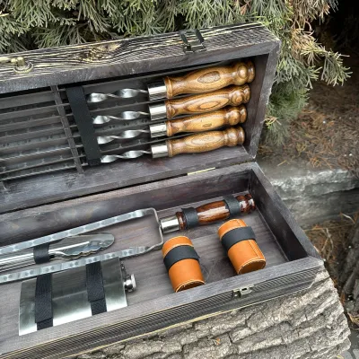 Подарунковий набір Mzavod Козак темна текстура - 4 Подарунковий набір Mzavod Козак темна текстура - 4 - Robinzon.ua