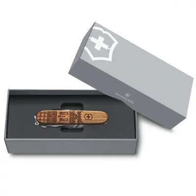 Складной нож Victorinox Companion Vx13901.63L23 - 2 - Robinzon.ua