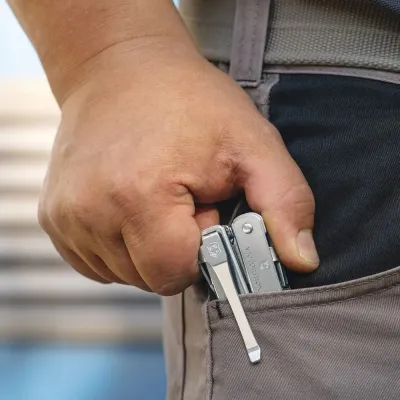 Мультитул Victorinox Swisstool Spirit Vx30224.MKB1 - 1 Мультитул Victorinox Swisstool Spirit Vx30224.MKB1 - 1 - Robinzon.ua