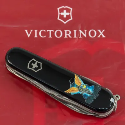 Складной нож Victorinox Climber Vx13703.3_T1061u - 1 Складной нож Victorinox Climber Vx13703.3_T1061u - 1 - Robinzon.ua