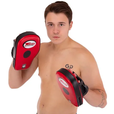 Лапа Пряма для боксу та єдиноборств TWINS PML-6-L ліва 26x16x7 см 1 шт. кольори в асортименті Лапи, маківари ручні - 6 Лапа Пряма для боксу та єдиноборств TWINS PML-6-L ліва 26x16x7 см 1 шт. кольори в асортименті Лапи, маківари ручні - 6 - Robinzon.ua