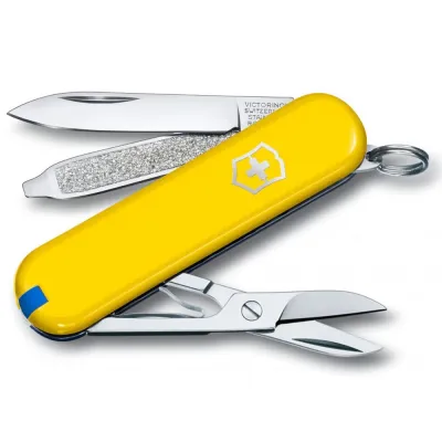 Складаний ніж Victorinox CLASSIC SD UKRAINE 06223.8G.2 - 2 Складаний ніж Victorinox CLASSIC SD UKRAINE 06223.8G.2 - 2 - Robinzon.ua