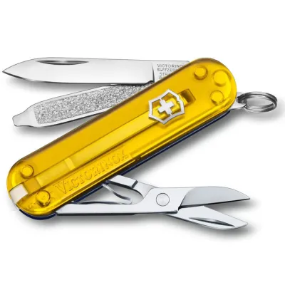 Складаний ніж Victorinox CLASSIC SD UKRAINE 06223.T81G.T2 - 2 Складаний ніж Victorinox CLASSIC SD UKRAINE 06223.T81G.T2 - 2 - Robinzon.ua