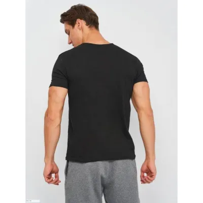 Футболка Kappa T-shirt Mezza Manica Scollo V чорний Чол 2XL K1316 Nero 2XL - 1 Футболка Kappa T-shirt Mezza Manica Scollo V чорний Чол 2XL K1316 Nero 2XL - 1 - Robinzon.ua