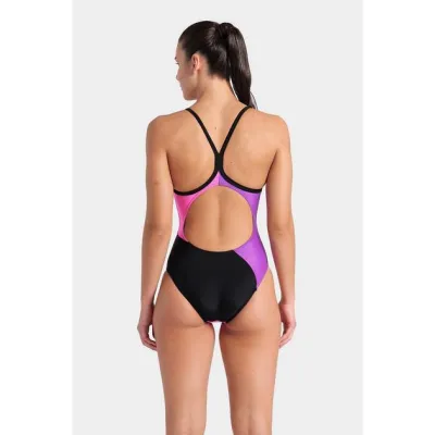 Купальник закритий для жінок Arena MULTI SLICES SWIMSUIT LIGHTDRO мультиколор Жін 40 008094-598 40 - 2 Купальник закритий для жінок Arena MULTI SLICES SWIMSUIT LIGHTDRO мультиколор Жін 40 008094-598 40 - 2 - Robinzon.ua