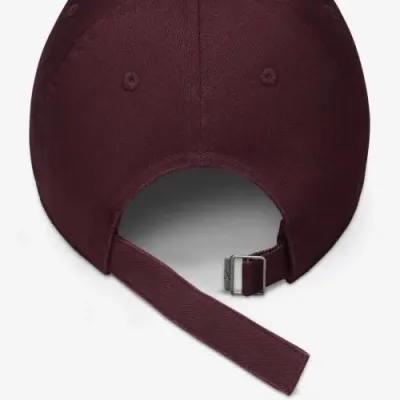 Кепка Nike CLUB CAP US CB FUT WSH бордовий Діт 1SIZE FB5063-652 - 1 Кепка Nike CLUB CAP US CB FUT WSH бордовий Діт 1SIZE FB5063-652 - 1 - Robinzon.ua