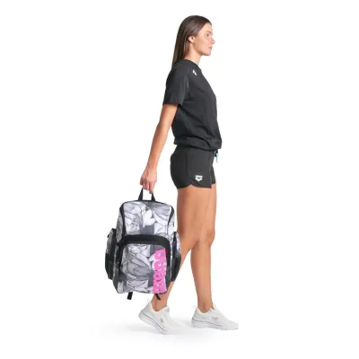 Рюкзак Arena SPIKY III BACKPACK 35 ALLOVER 35L Серый 30 x 23 x 46 см (006273-128) - 3 Рюкзак Arena SPIKY III BACKPACK 35 ALLOVER 35L Серый 30 x 23 x 46 см (006273-128) - 3 - Robinzon.ua