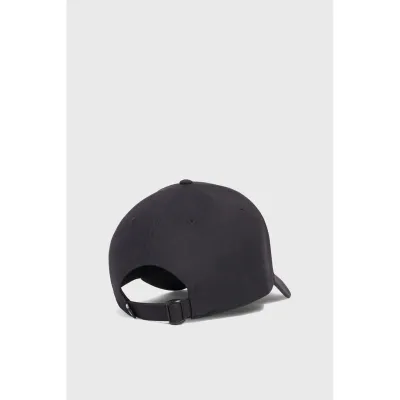 Чоловіча Кепка UA M Sportstyle Metal ADJ Чорний One Size (1389695-001) - 1 Чоловіча Кепка UA M Sportstyle Metal ADJ Чорний One Size (1389695-001) - 1 - Robinzon.ua