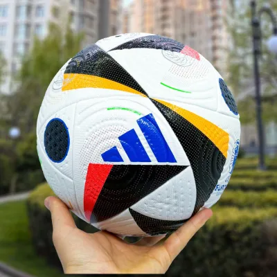 Футбольный мяч Adidas EURO 2024 Fussballiebe PRO - 3 - Robinzon.ua