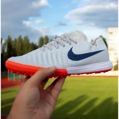 Сороконіжки Nike MagistaX TF (39-45) 40 - 5 Сороконіжки Nike MagistaX TF (39-45) 40 - 5 - Robinzon.ua