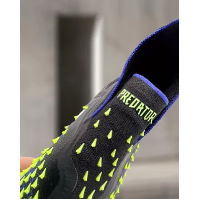 Сороконожки Adidas Predator TF (35-38) - 2 - Robinzon.ua